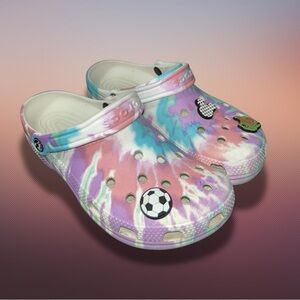 Crocs Classic Tie-Dye Graphic Women’s Clogs Size 9